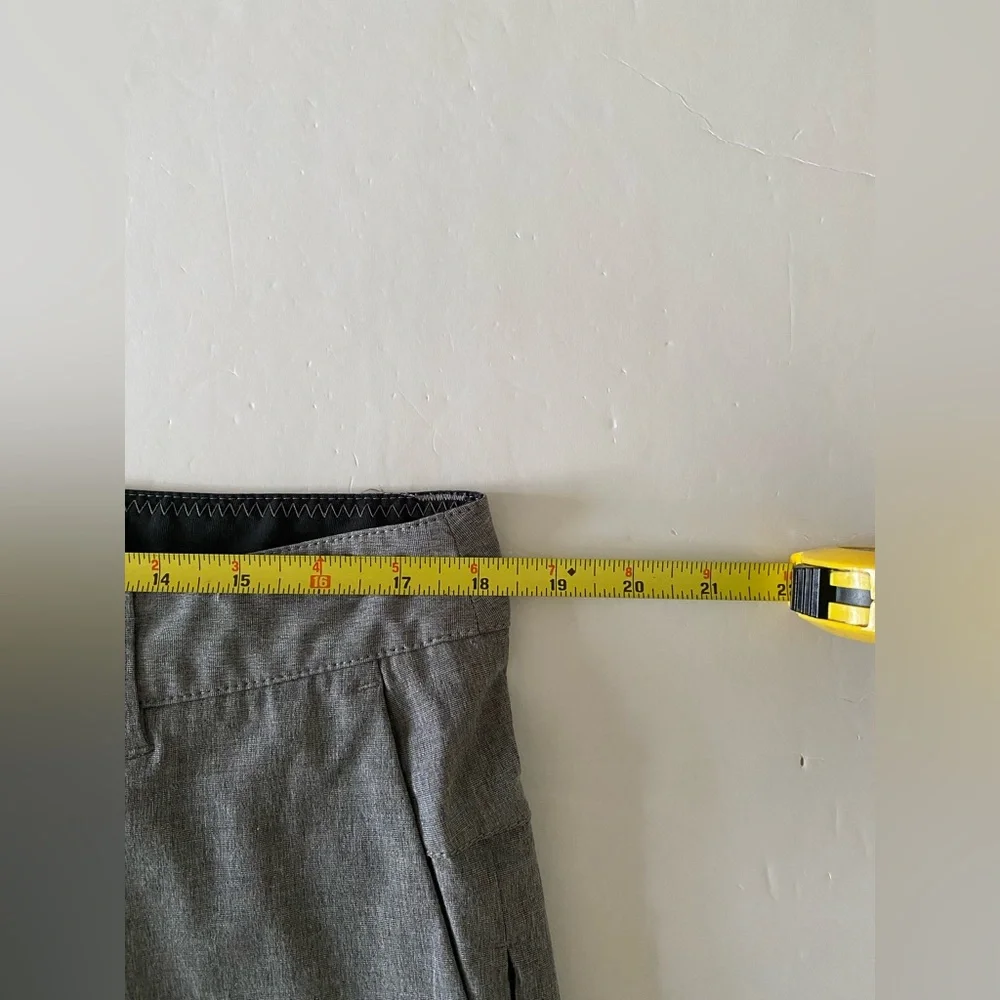 Vuori Men's Aim Chino Pants, Gray, Size 36, Stretch Performance Golf Active V431 - Picture 10 of 16